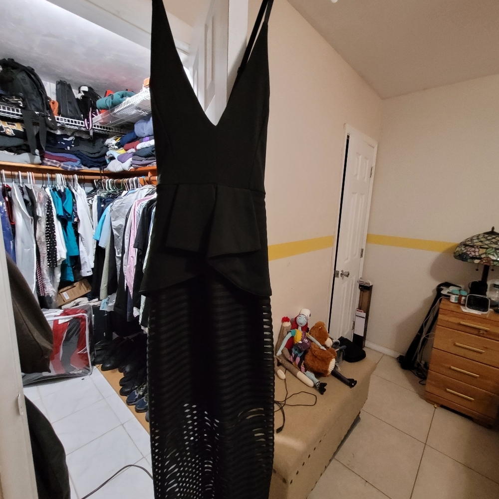 Dress - Picture 2 of 4